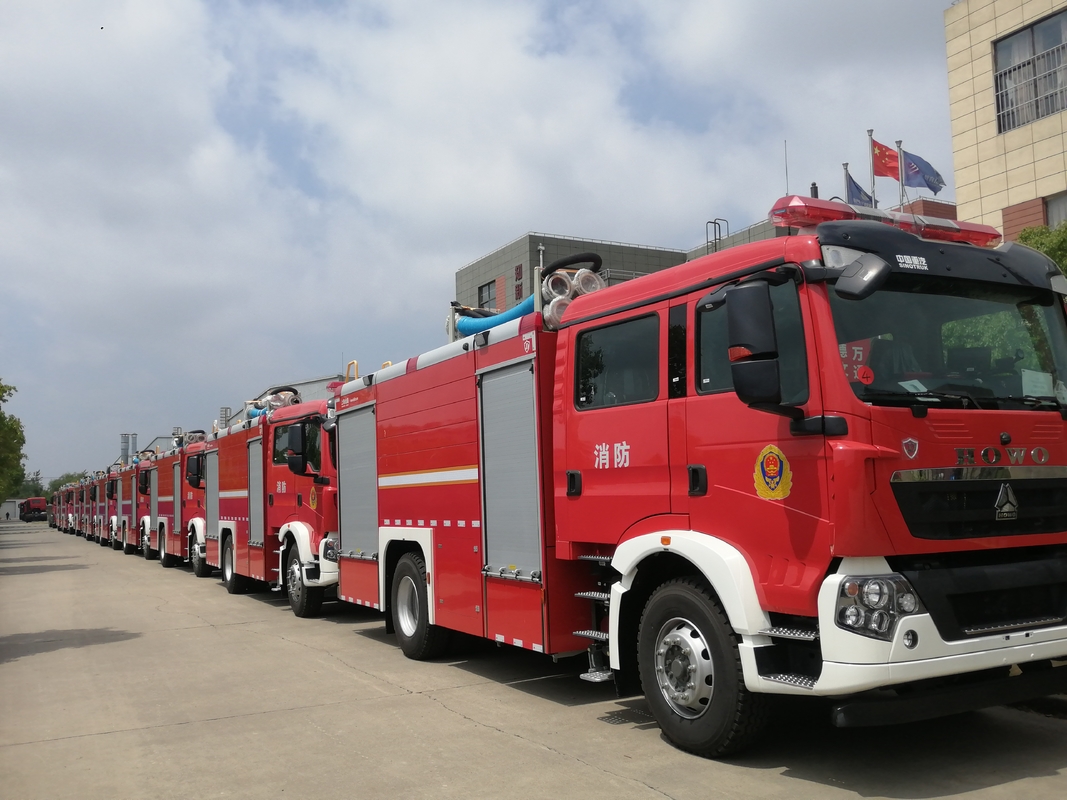 206kw 4x2 Drive Foam Fire Fighting Truck With 6000L Water And 2000L Foam