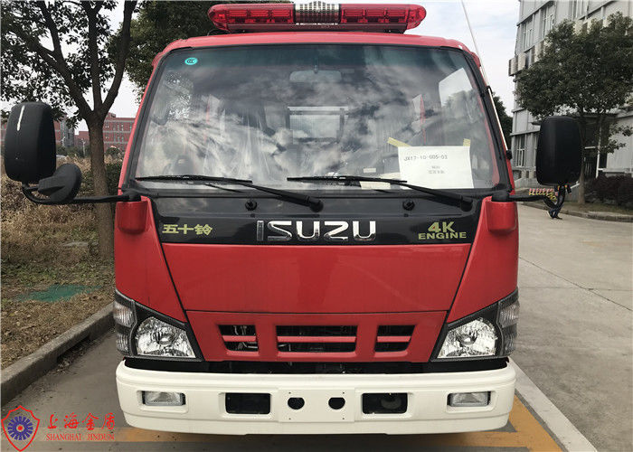 Small Size 2000L Water Tender Fire Truck With Manual Control Roof Monitor