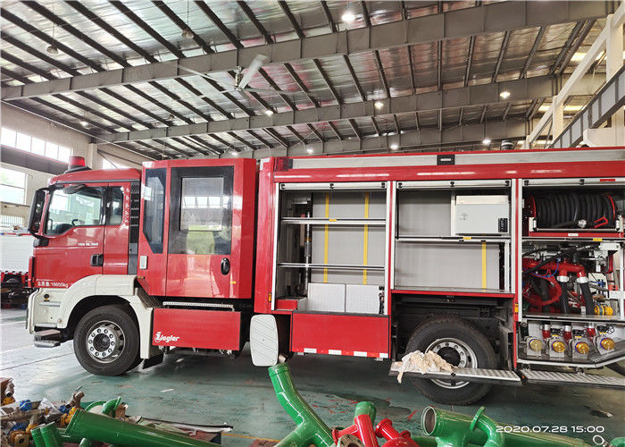 4x2 Drive 214kw Emergency Rescue Vehicle on Fire Site with 100 Set Tools