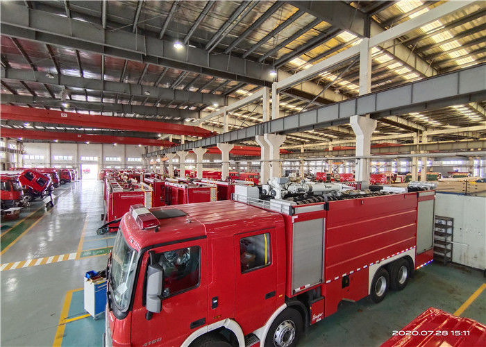 Four Stroke 4×2 Anti Drop 6000L/M Q235A Foam and Water Tanker Fire Truck