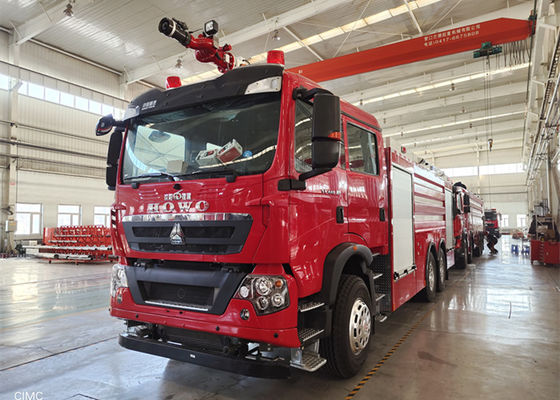 276 kW 12000 kg Pojemność Cysterna na wodę Wóz strażacki z wydłużoną kabiną z sześcioma siedzeniami